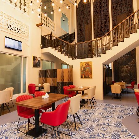 Central Inn Souq Waqif Doha Exteriör bild